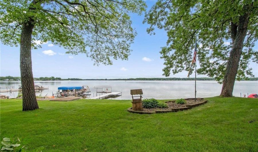 11274 Hoyer Ave NW, Annandale, MN 55302 - 5 Beds, 3 Bath