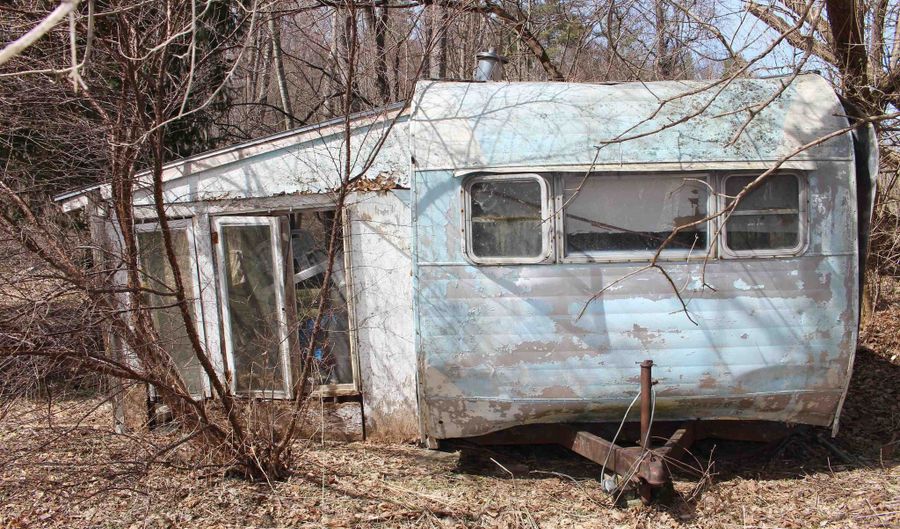 109 Evergreen Dr, Bennington, VT 05201 - 3 Beds, 1 Bath