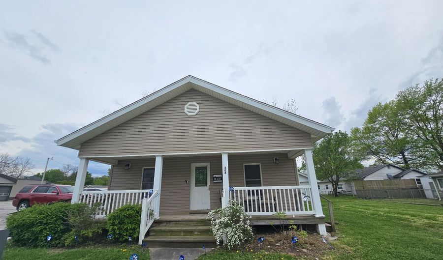 308 W Church St, Aurora, MO 65605 - 0 Beds, 0 Bath