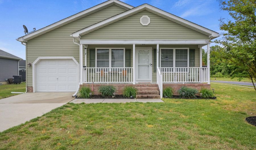 10 ROLLIN Ct, Dover, DE 19901 - 3 Beds, 2 Bath
