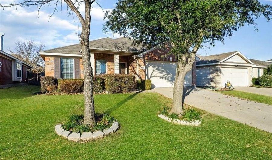 800 Sequoia Dr, Anna, TX 75409 - 4 Beds, 2 Bath