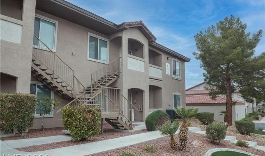 2305 W Horizon Ridge Pkwy 1023, Henderson, NV 89052 - 3 Beds, 2 Bath