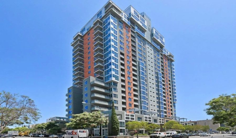 300 W Beech St 1909, San Diego, CA 92101 - 2 Beds, 2 Bath