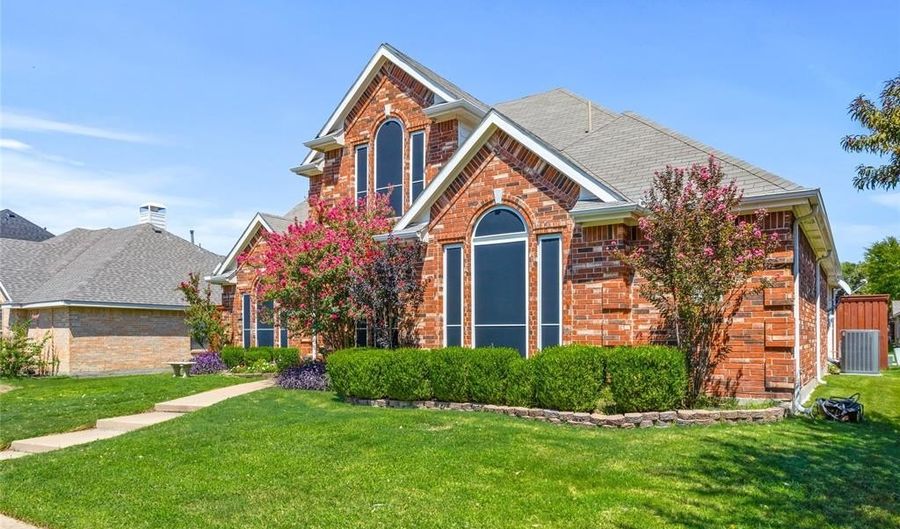6404 Skyline Dr, The Colony, TX 75056 - 4 Beds, 3 Bath