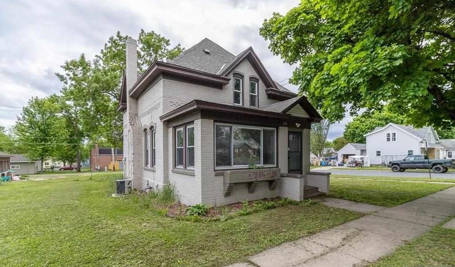 202 E Adams St, Arlington, MN 55307 - 3 Beds, 2 Bath