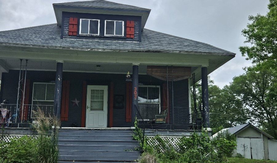 303 S Central Ave, Allerton, IA 50008 - 2 Beds, 1 Bath