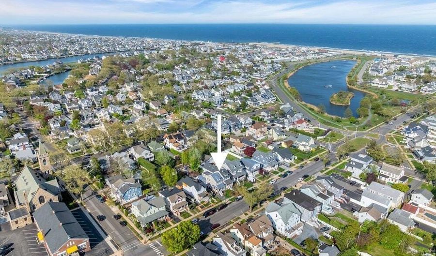 512 8th Ave, Belmar, NJ 07719 - 4 Beds, 2 Bath