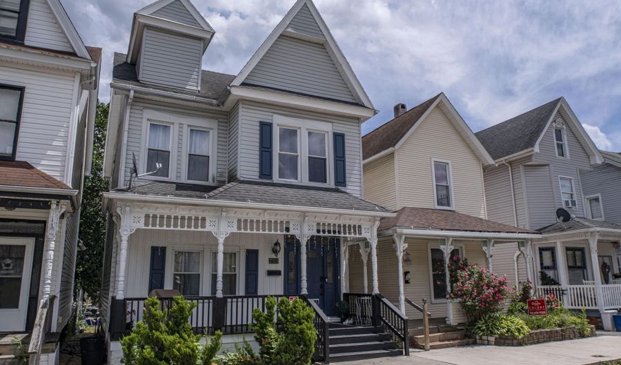 2311 W Chestnut Ave, Altoona, PA 16601 - 3 Beds, 1 Bath