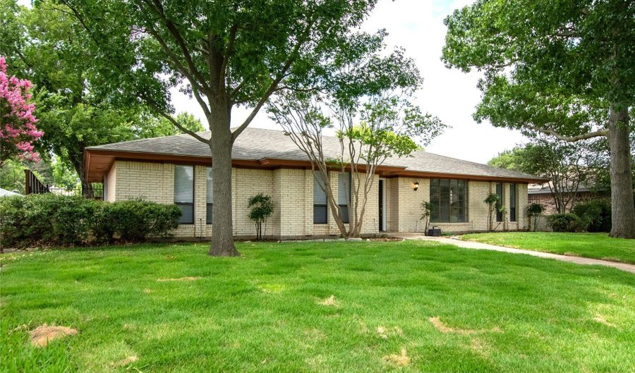 904 Lake Highlands Dr, Allen, TX 75002 - 3 Beds, 2 Bath