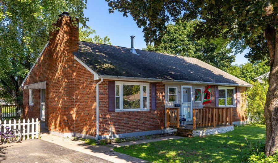 30 Hemlock St, Bristol, CT 06010 - 3 Beds, 1 Bath