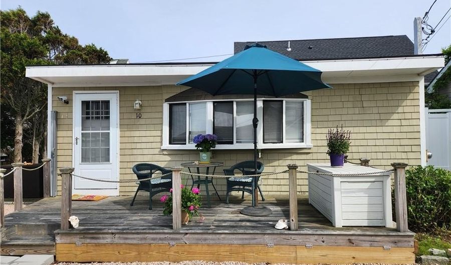 10 Lane Four, Narragansett, RI 02882 - 1 Beds, 1 Bath