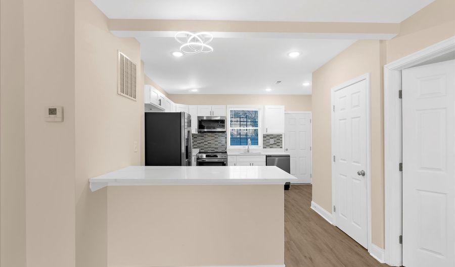 1402 N MONTFORD Ave, Baltimore, MD 21213 - 4 Beds, 3 Bath