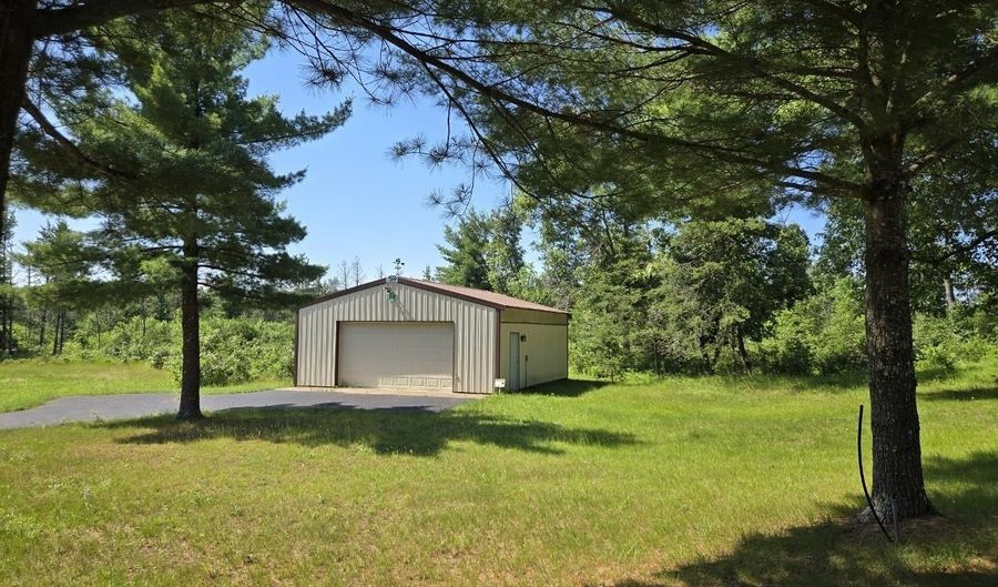 1191 W 15th Ct, Arkdale, WI 54613 - 3 Beds, 1 Bath