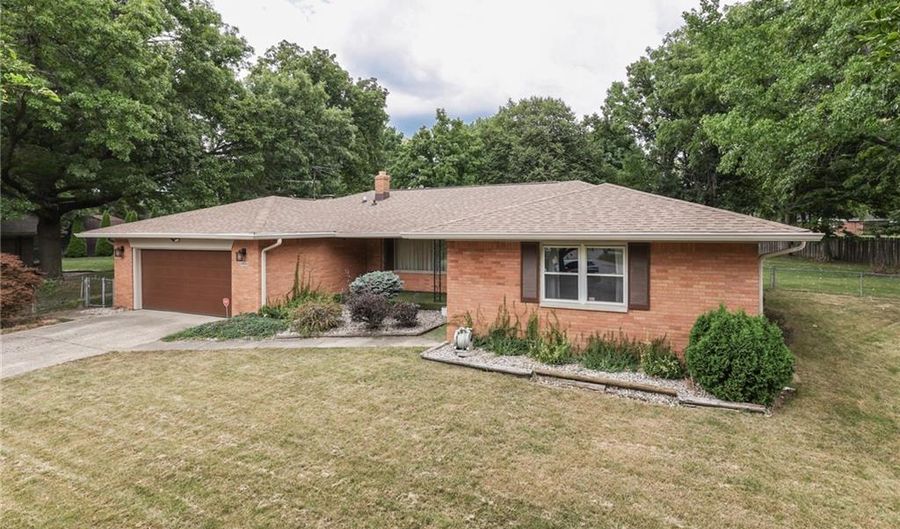 8541 Ralston Ct, Indianapolis, IN 46217 - 3 Beds, 2 Bath