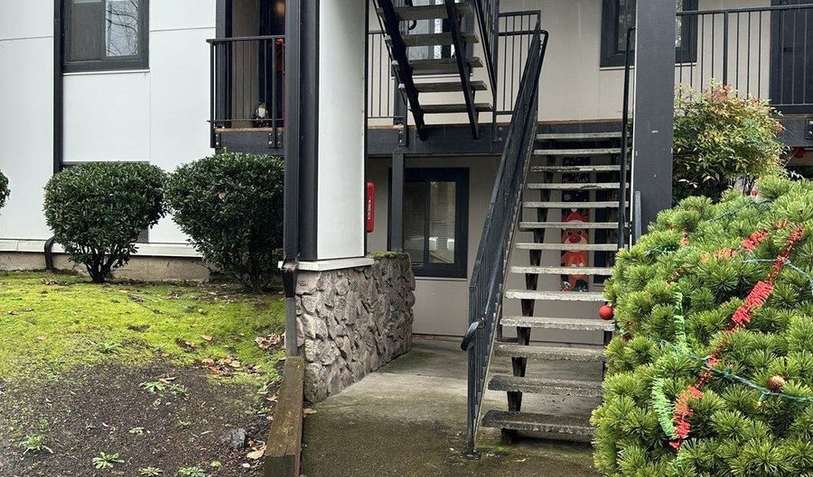 14095 SW WALKER Rd 95, Beaverton, OR 97005 - 2 Beds, 1 Bath