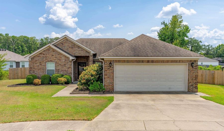 711 Fair Ln, Alexander, AR 72002 - 3 Beds, 2 Bath
