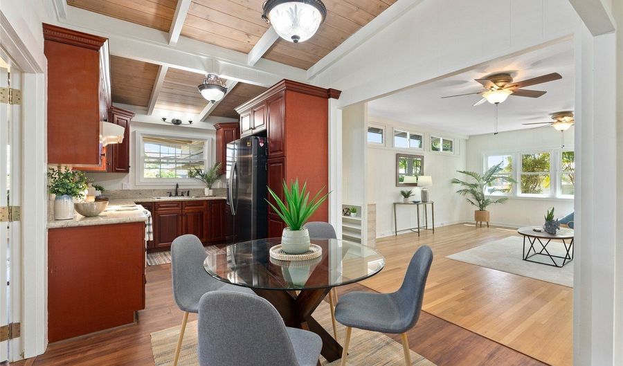 734 Kaipii St, Kailua, HI 96734 - 5 Beds, 3 Bath