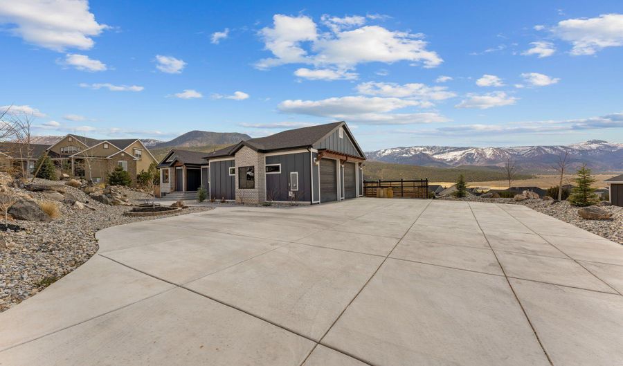 2753 W Eagle Ridge Lp, Cedar City, UT 84720 - 4 Beds, 4 Bath