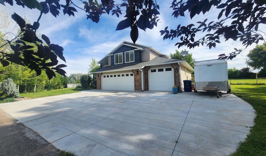 12700 Preakness, Chubbuck, ID 83202 - 5 Beds, 4 Bath