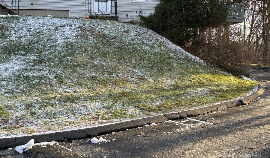 37 Whittlesey Dr 37, Bethel, CT 06801 - 2 Beds, 2 Bath