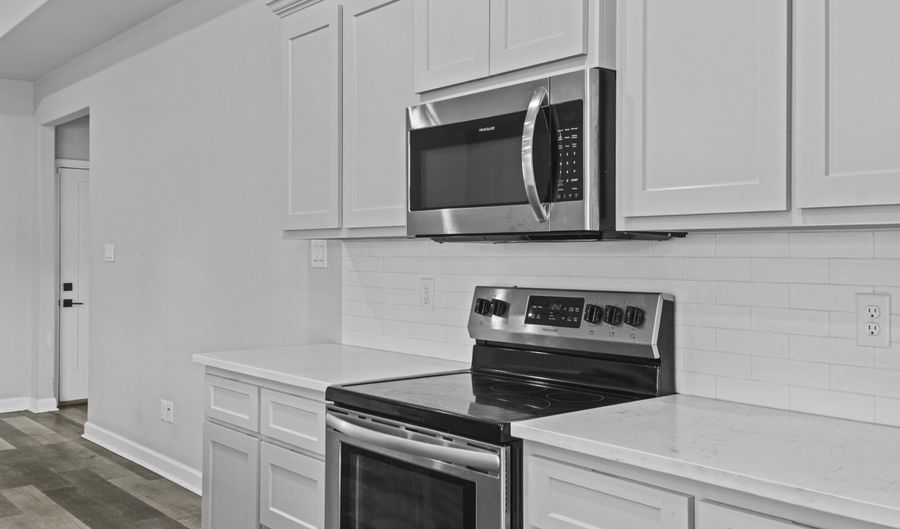 26543 S Sardis Rd, Bauxite, AR 72011 - 3 Beds, 2 Bath