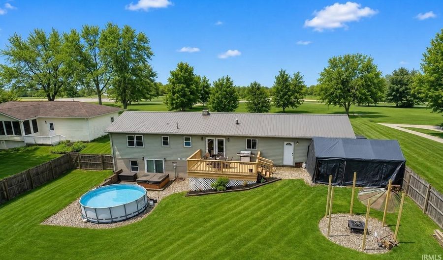 539 E Albion St, Avilla, IN 46710 - 3 Beds, 2 Bath