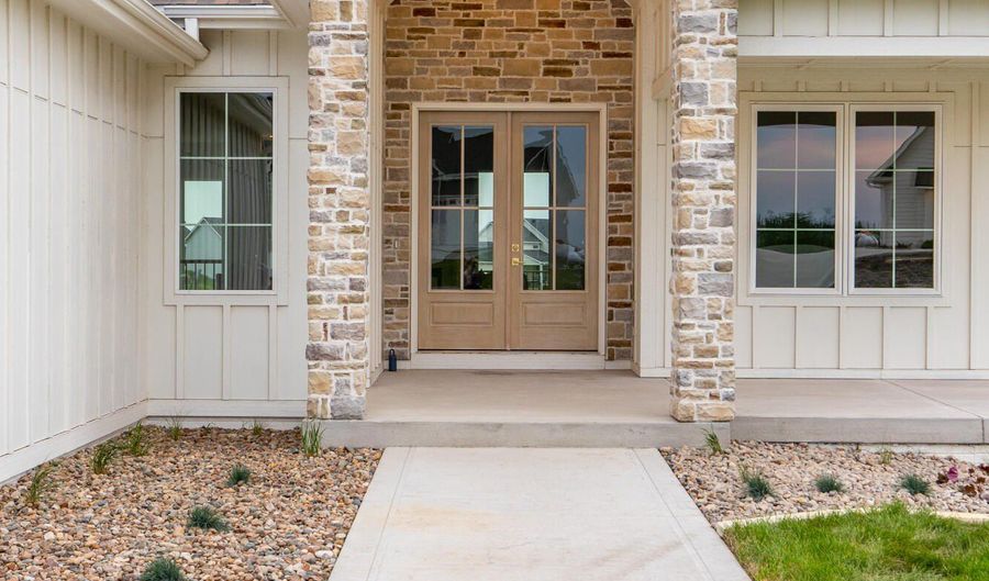 50054 Prairie Point Ct, Ames, IA 50014 - 5 Beds, 3 Bath