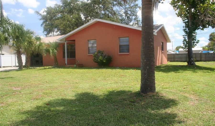 6341 FLAMINGO Dr, Apollo Beach, FL 33572 - 3 Beds, 2 Bath