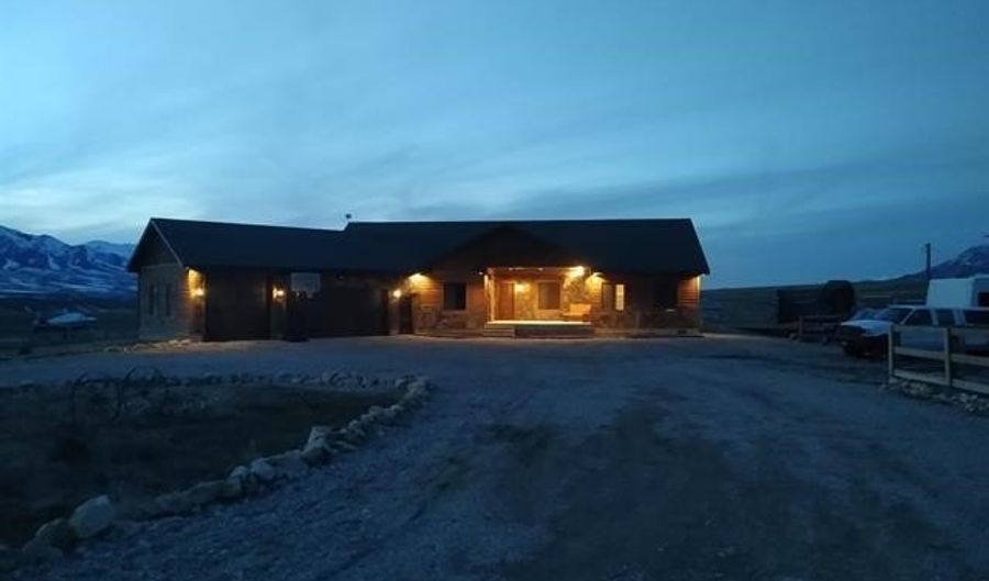 2674 N Arimo Ave, Arimo, ID 83214 - 5 Beds, 3 Bath