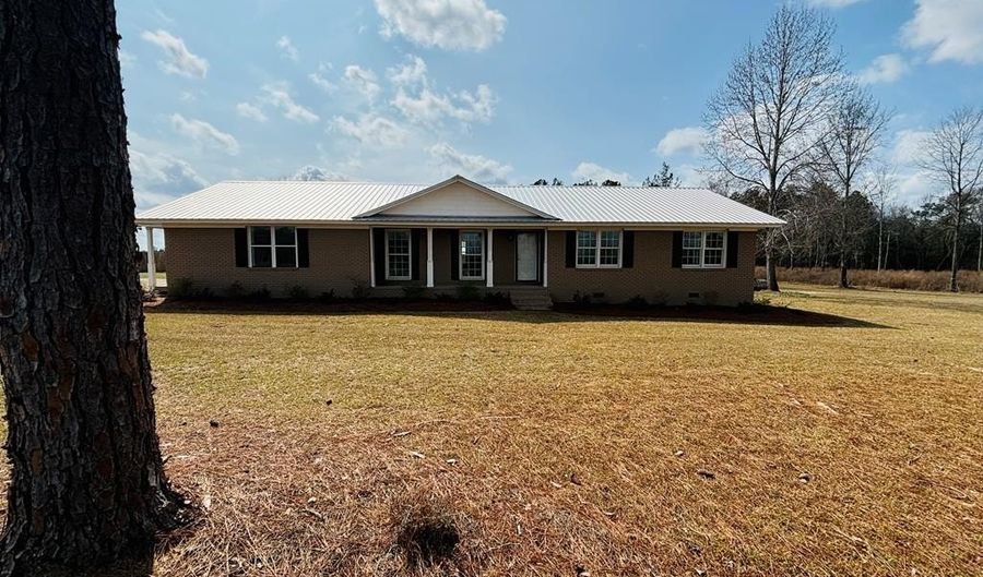 895 Cannonville Rd, Abbeville, GA 31001 - 3 Beds, 2 Bath
