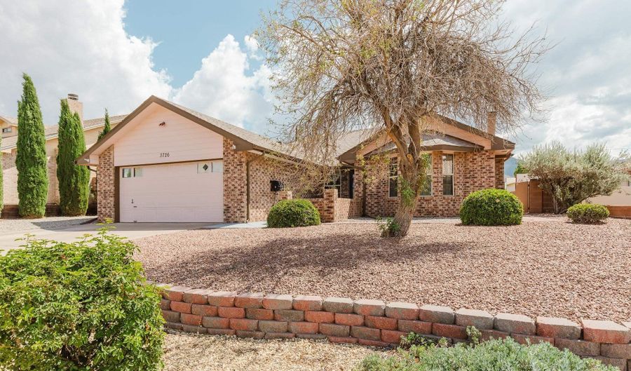 3726 Mosswood Ave, Alamogordo, NM 88310 - 4 Beds, 2 Bath