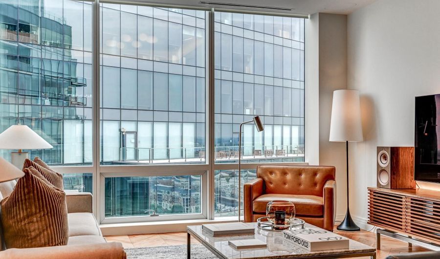 300 INTERNATIONAL Dr 2106, Baltimore, MD 21202 - 1 Beds, 2 Bath