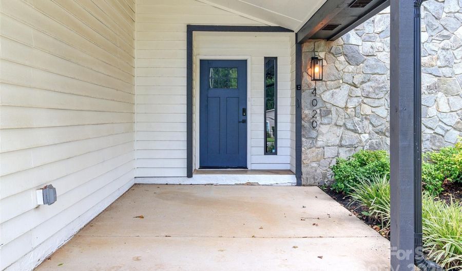 4020 Bon Rea Dr, Charlotte, NC 28226 - 3 Beds, 2 Bath