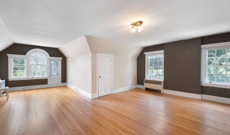 121 GUN CLUB Rd, Hockessin, DE 19707 - 5 Beds, 6 Bath