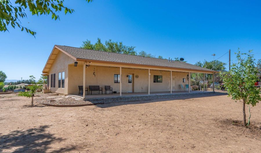 2049 N MARICOPA St, Chino Valley, AZ 86323 - 3 Beds, 2 Bath