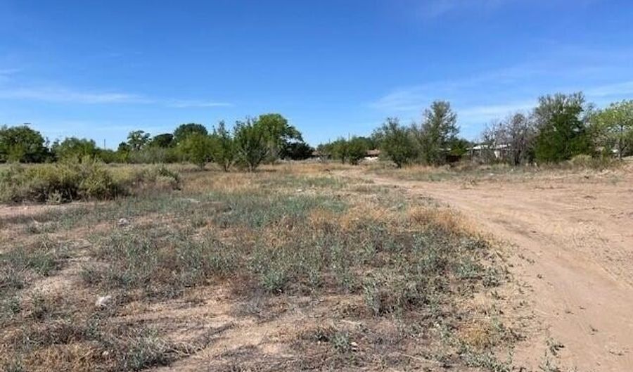 Main Street, Belen, NM 87002 - 0 Beds, 0 Bath