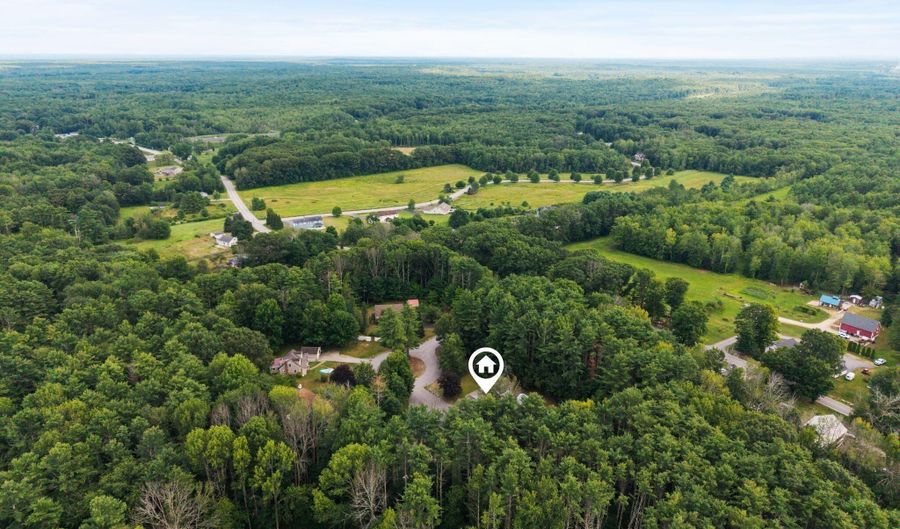 15 Hamden Place Rd, Arundel, ME 04046 - 4 Beds, 4 Bath