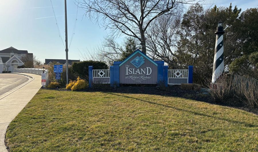 205 125TH St, Ocean City, MD 21842 2 Beds, 2 Baths, Condominium 40