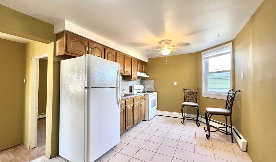 74 PROSPECT Ave 4, Bayonne, NJ 07002 - 1 Beds, 1 Bath