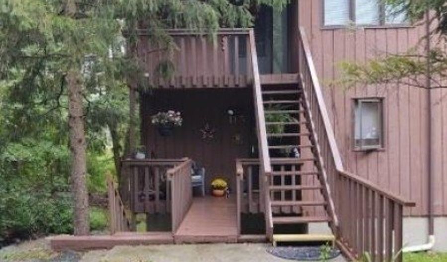 5 VILLAGE Way D-6, Alloway, NJ 07462 - 2 Beds, 2 Bath