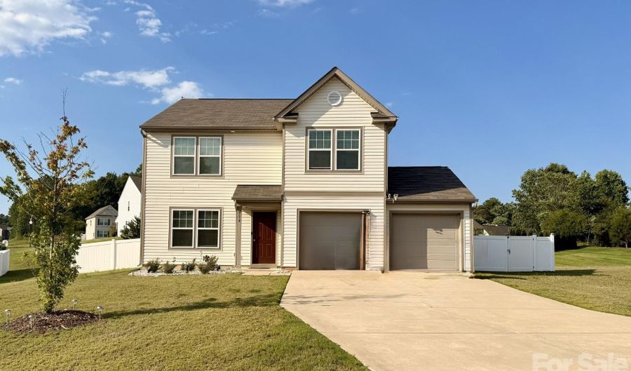 714 Lexington Dr 52, Albemarle, NC 28001 - 4 Beds, 3 Bath