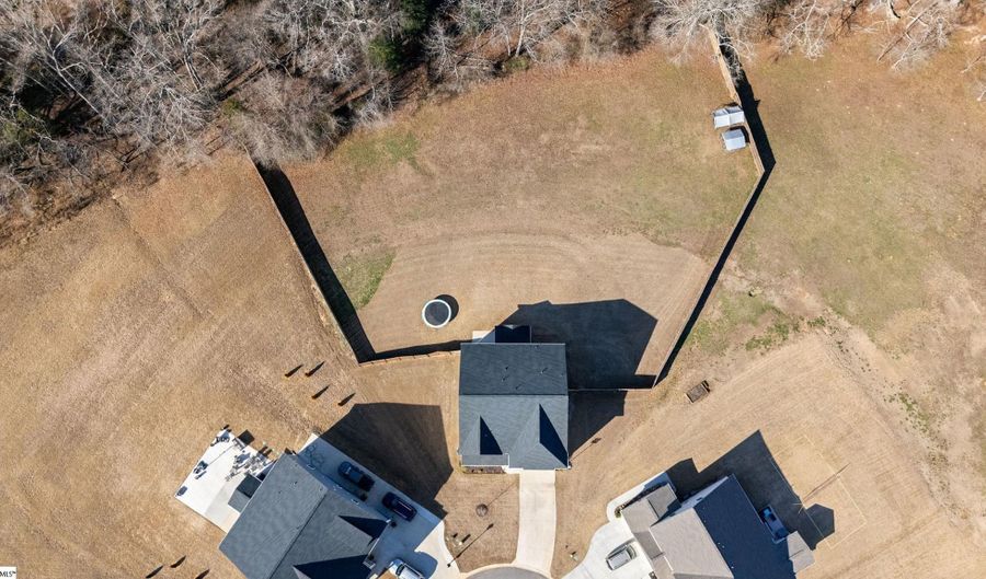 780 Oak Hill Ln, Belton, SC 29627 - 4 Beds, 4 Bath