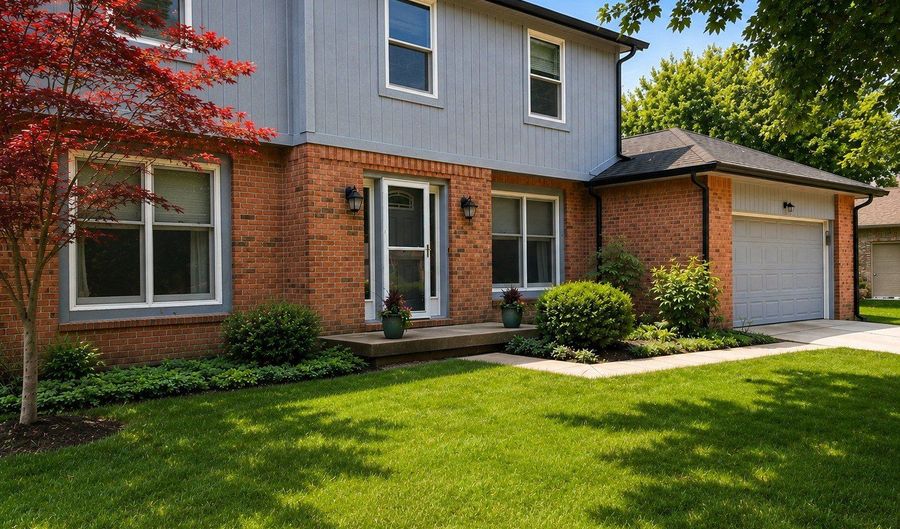 6589 Baron Ct, Avon, IN 46123 - 4 Beds, 4 Bath