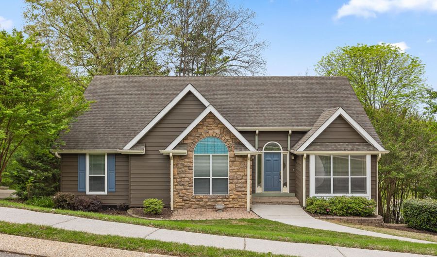 8519 Georgetown Trace Ln, Chattanooga, TN 37421 - 4 Beds, 3 Bath