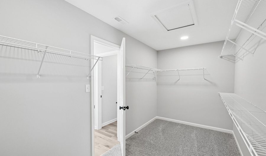 3737 Hayden Valley Dr, Bargersville, IN 46106 - 4 Beds, 3 Bath