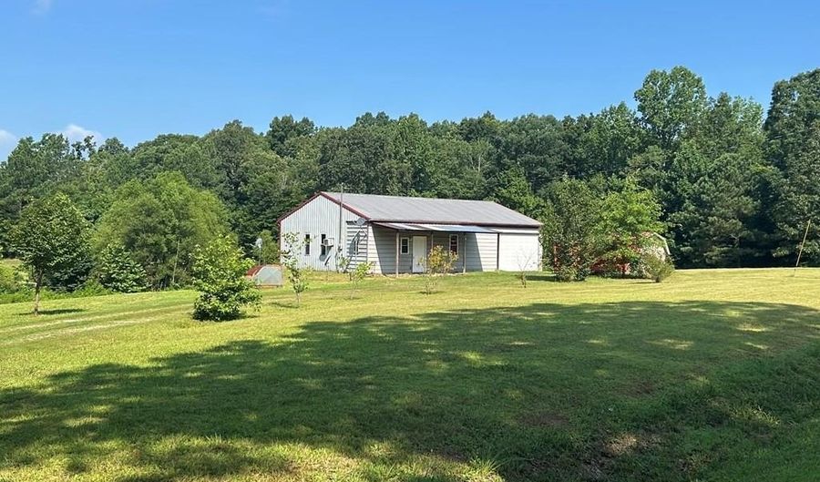 3525 CEDAR GROVE Rd, Big Sandy, TN 38221 - 1 Beds, 1 Bath