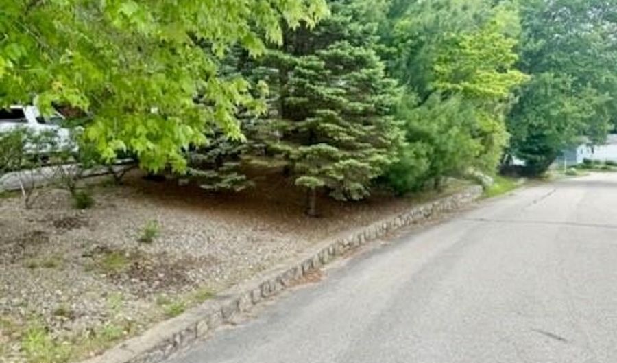 81 Sherwood Valley Ln, Coventry, RI 02816 - 2 Beds, 2 Bath