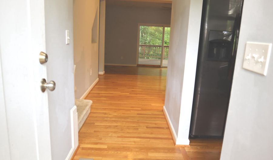 1231 SUMMERWOOD Ct, Arnold, MD 21012 - 3 Beds, 4 Bath