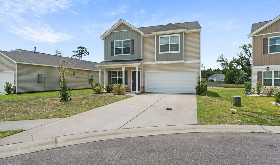 46 Cedarwood St, Beaufort, SC 29906 - 4 Beds, 3 Bath