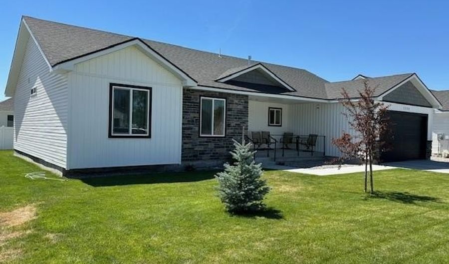 1334 Harris Loop, Blackfoot, ID 83221 - 3 Beds, 2 Bath
